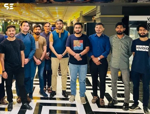 Soft Enterprise team enjoying dinner together.